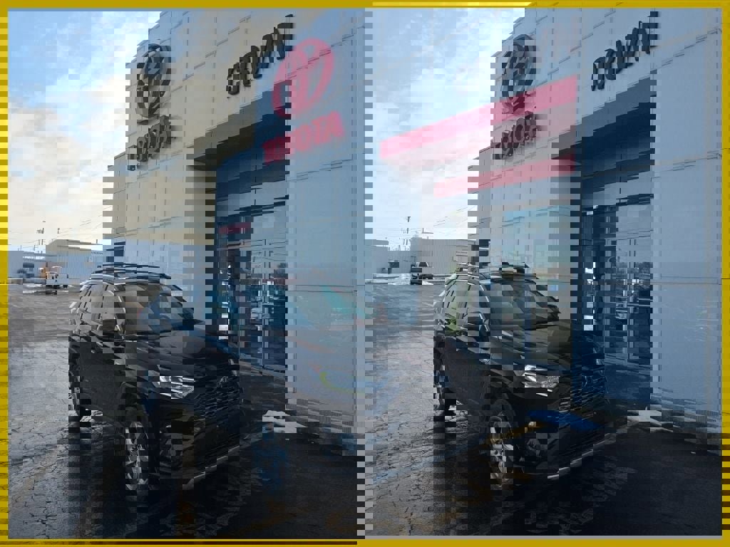 Used 2020 Toyota RAV4 Limited w/ Limited Grade Weather Package image 1