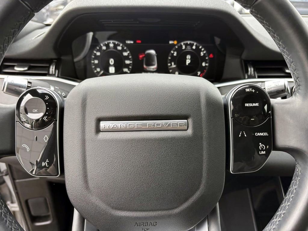 Used 2020 Land Rover Range Rover Evoque SE image 15