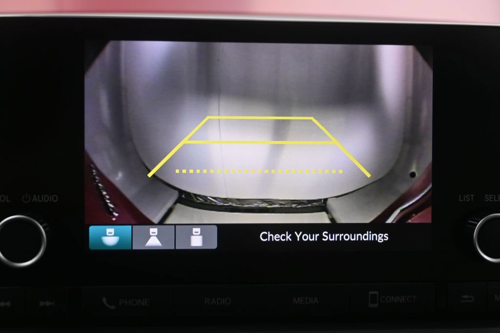 Used 2023 Honda Accord LX image 17