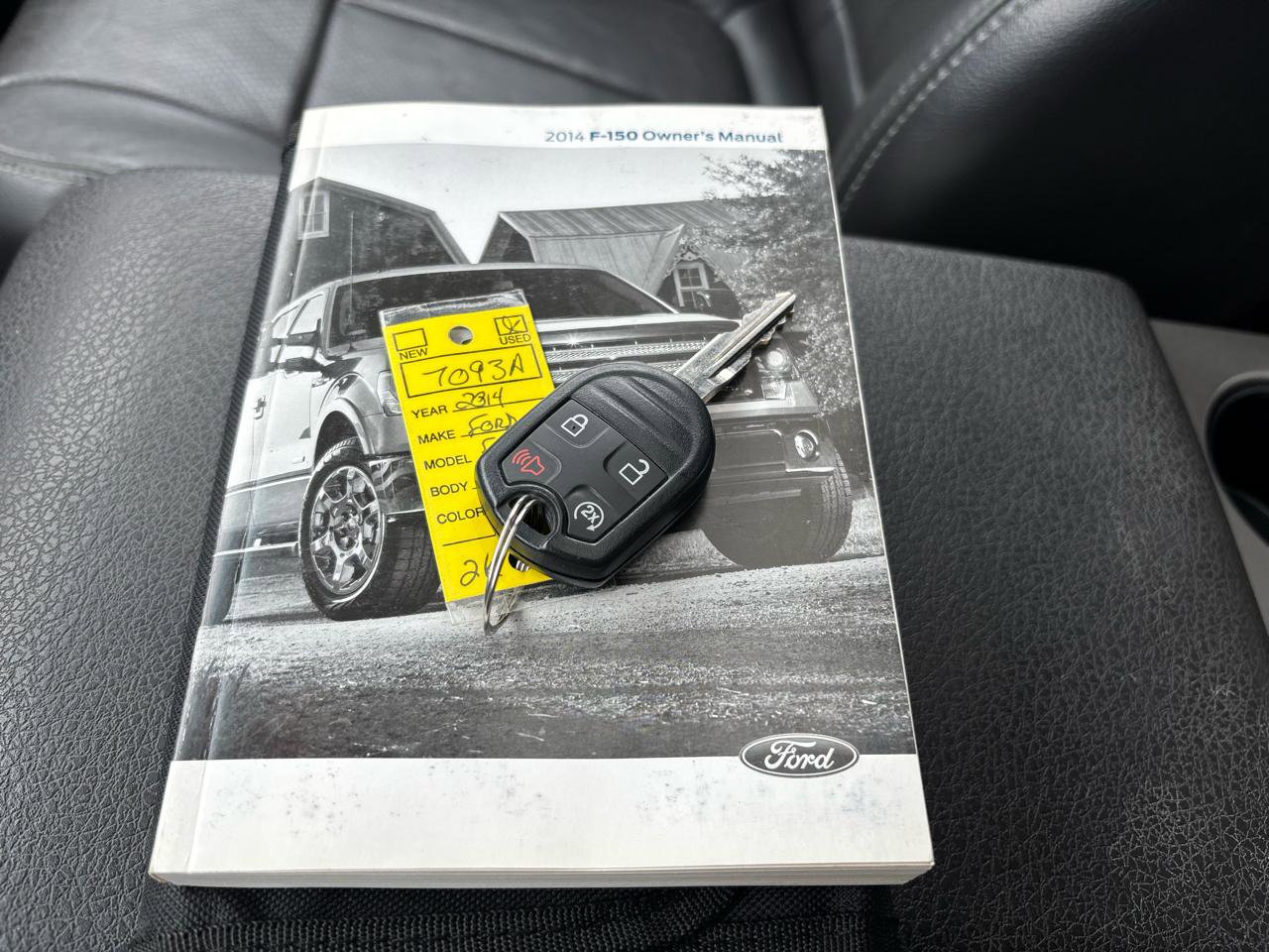 Used 2014 Ford F150 FX4 w/ Equipment Group 402A Luxury AWD/4WD image 35