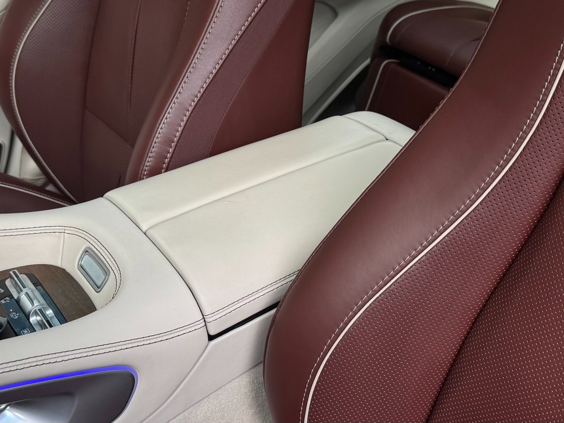 Used 2023 Mercedes-Benz Maybach GLS 600 4MATIC image 13