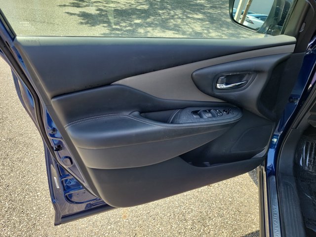 Used 2020 Nissan Murano SV FWD image 15