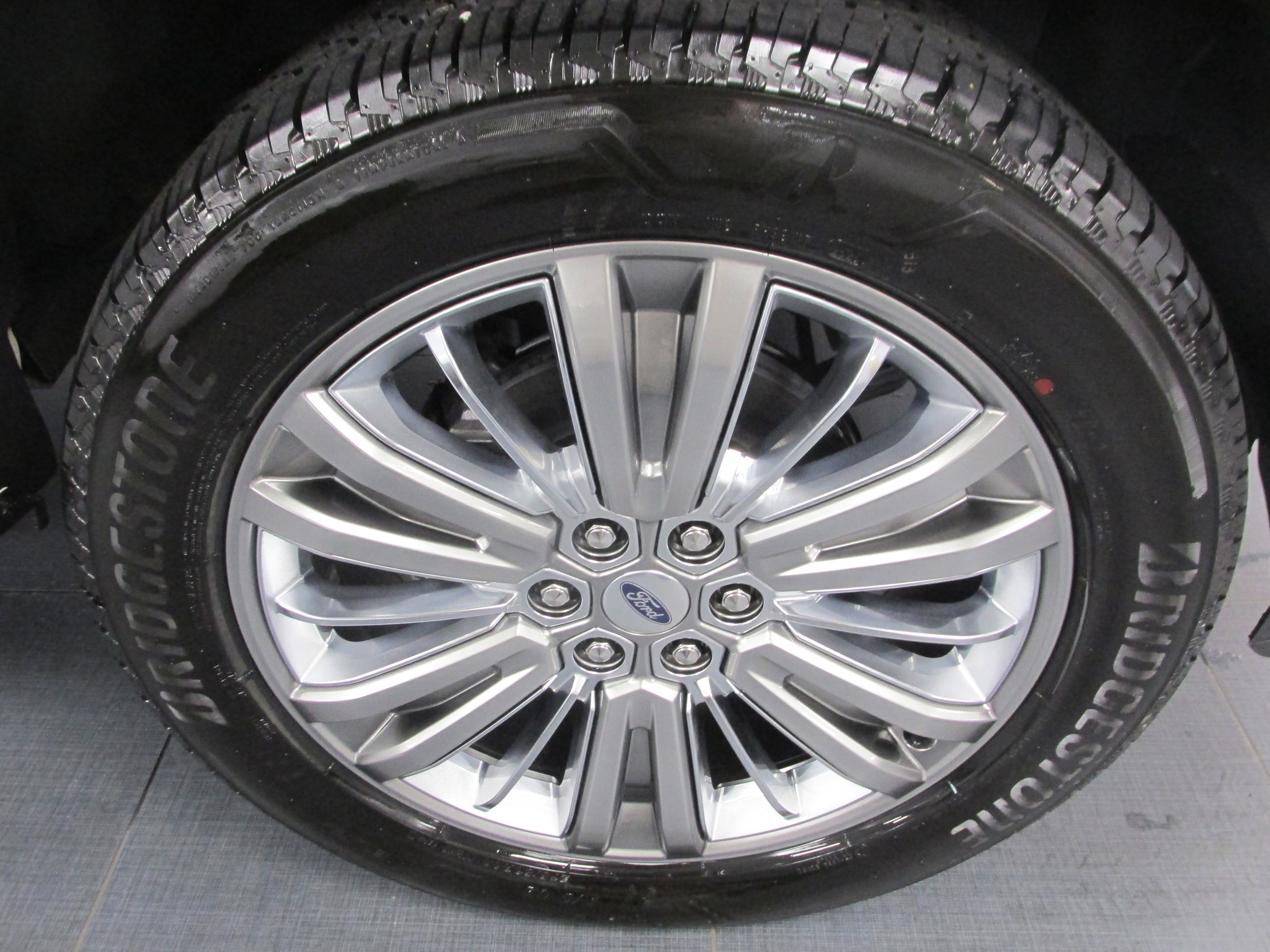 New 2025 Ford F150 Platinum image 14