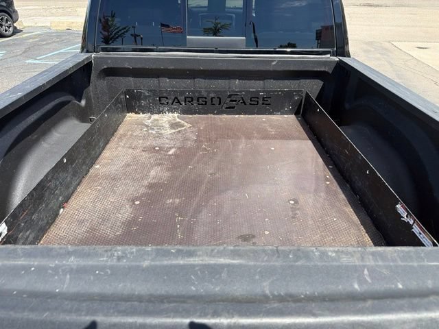 Used 2023 RAM 1500 Classic Warlock AWD/4WD image 7