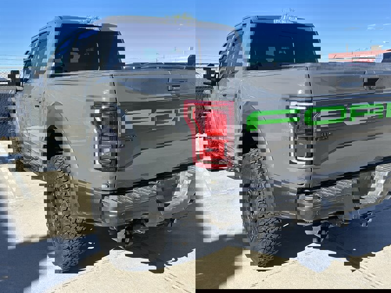 Used 2018 Ford F150 Raptor w/ Equipment Group 802A Luxury image 11