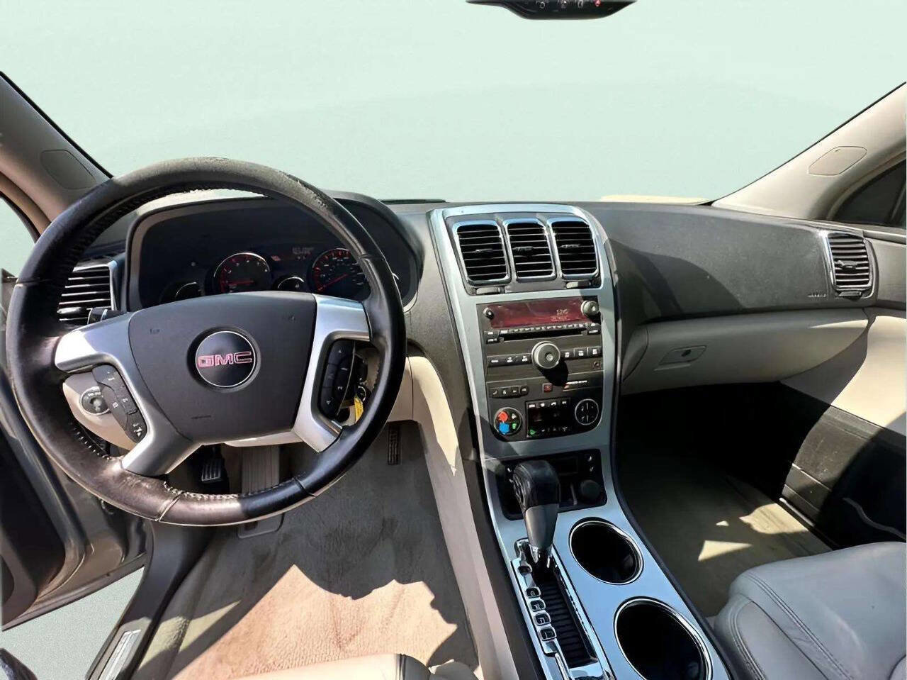 Used 2008 GMC Acadia SLT w/ Convenience Package image 12