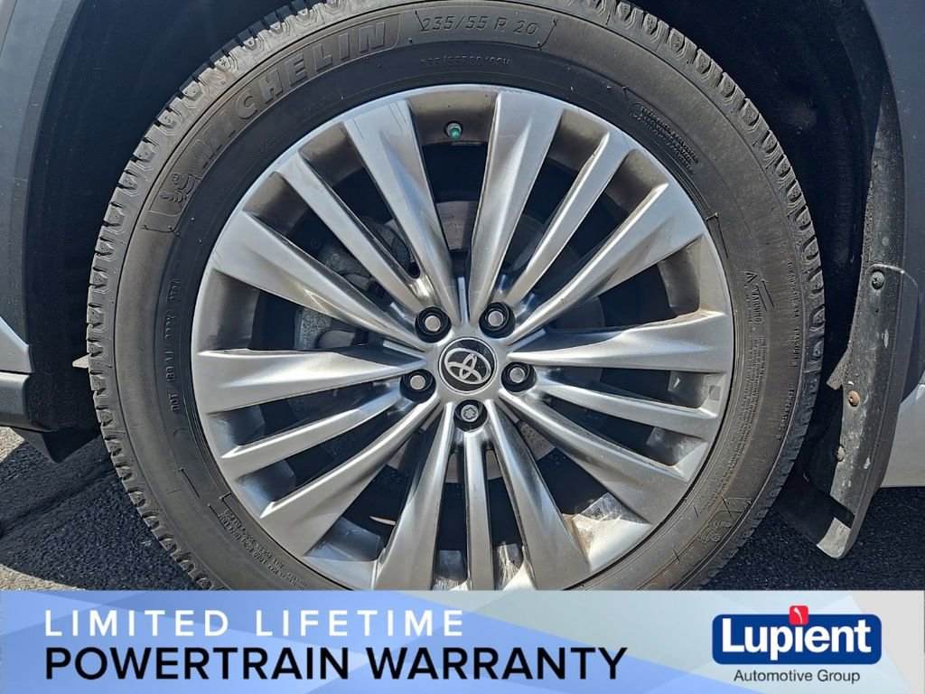 Used 2021 Toyota Highlander Platinum AWD/4WD image 17
