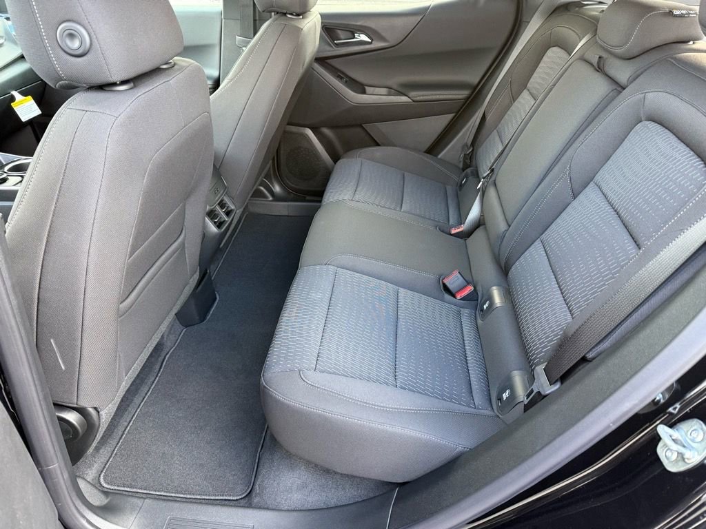 New 2026 Chevrolet Equinox LT image 6