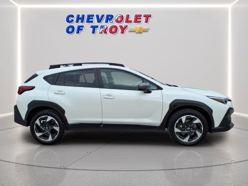 Used 2024 Subaru Crosstrek 2.5i Limited w/ Crosstrek Mirror Package AWD/4WD image 10