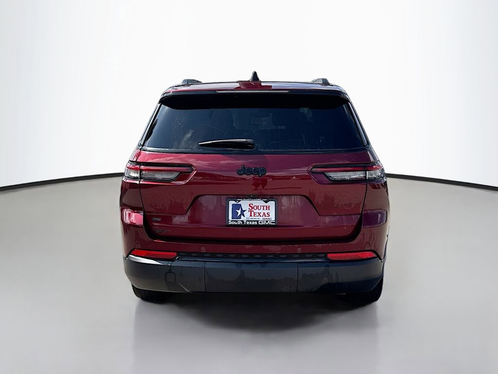 Used 2023 Jeep Grand Cherokee L Laredo image 6