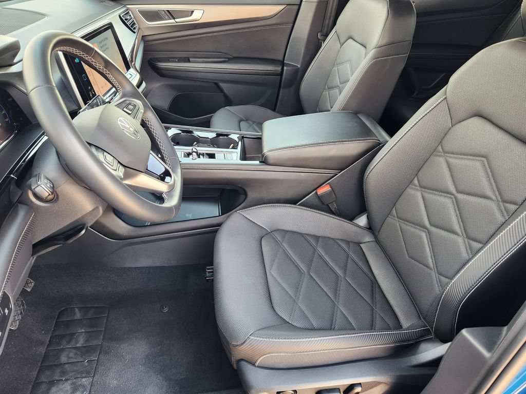 Used 2026 Volkswagen Atlas Cross Sport SE FWD image 13