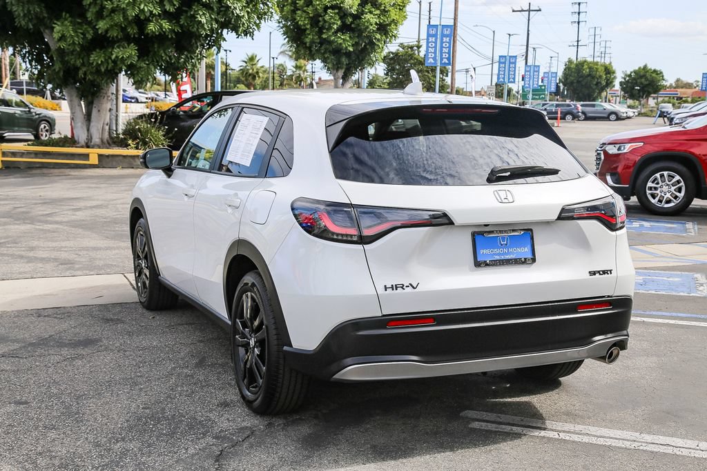 Certified 2026 Honda HR-V Sport image 4