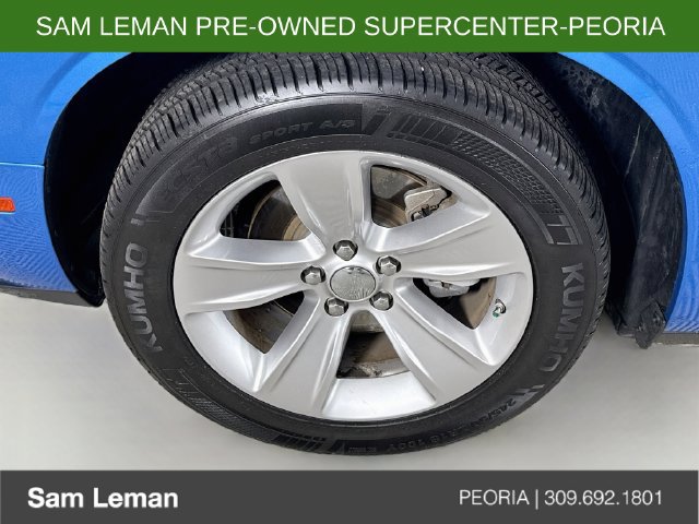 Used 2023 Dodge Challenger SXT RWD image 29