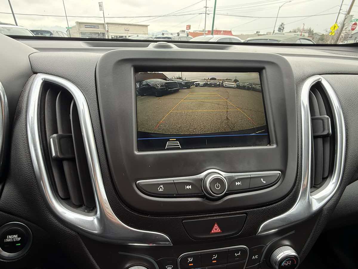 Used 2019 Chevrolet Equinox LT image 22