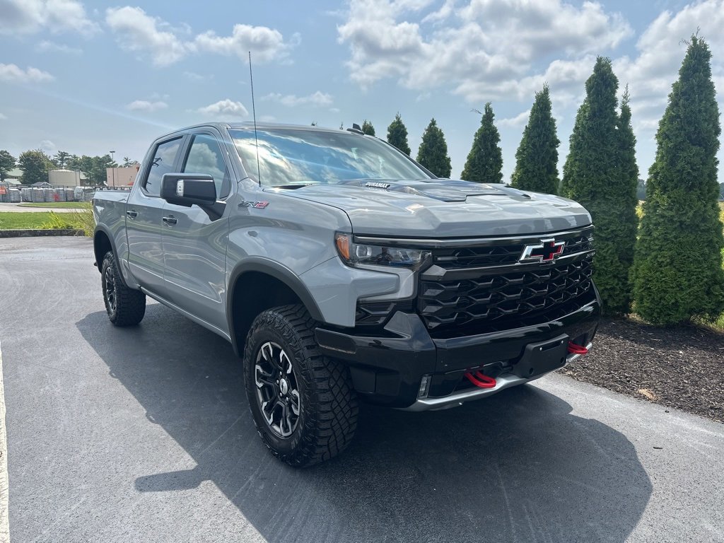 Used 2024 Chevrolet Silverado 1500 ZR2 w/ Technology Package image 2