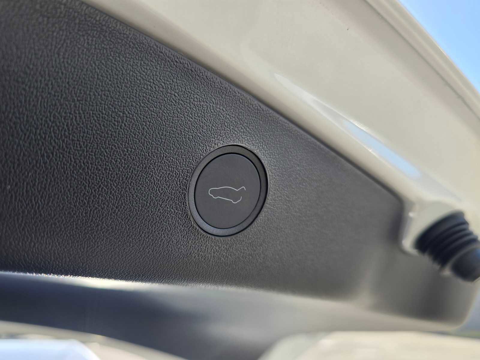 Used 2021 Tesla Model 3 Standard Range Plus RWD image 18