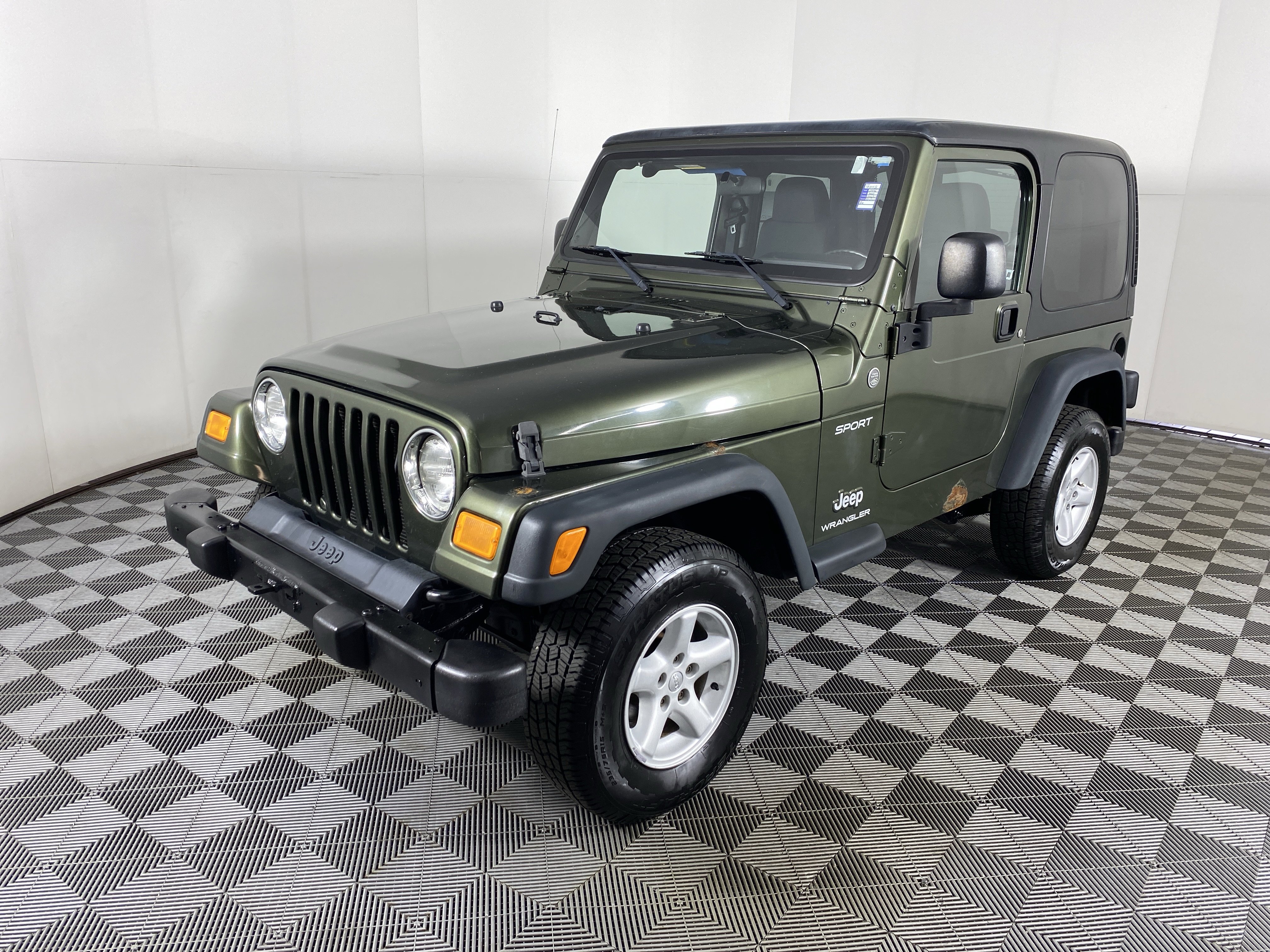 Used 2006 Jeep Wrangler X w/ Tire & Wheel Group (Ecco) AWD/4WD image 6