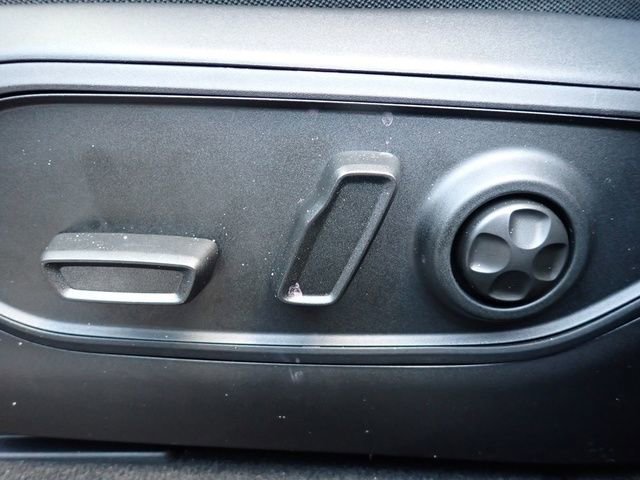 New 2025 Jeep Grand Cherokee Limited w/ Black Appearance Package image 18