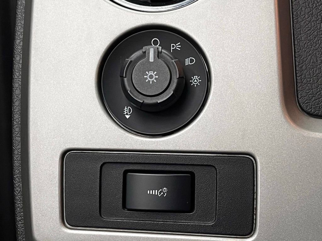 Used 2012 Ford F150 Lariat w/ Lariat Chrome Pkg RWD image 25