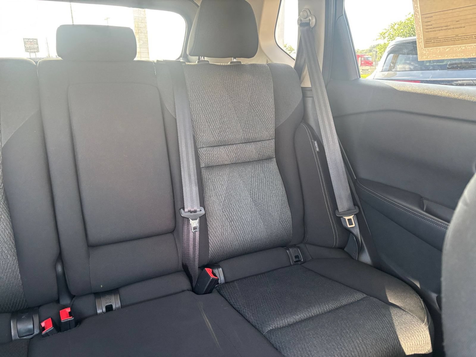 Used 2025 Nissan Rogue SV AWD/4WD image 39
