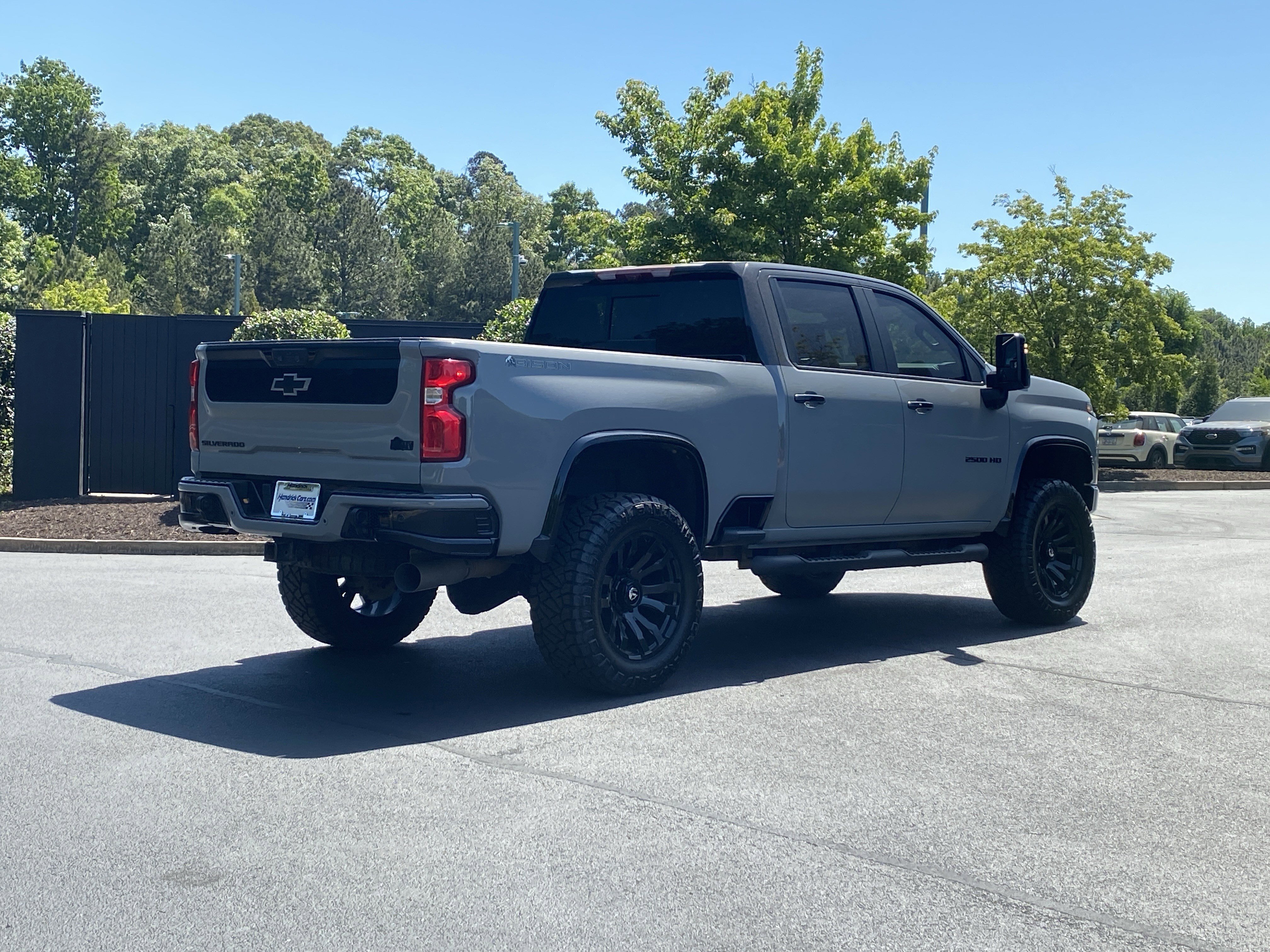 Used 2024 Chevrolet Silverado 2500 ZR2 w/ ZR2 Bison Edition AWD/4WD image 3
