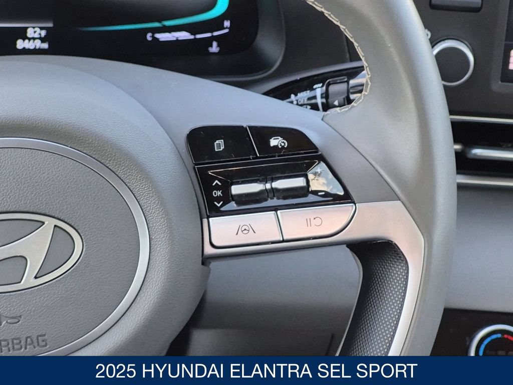 Certified 2025 Hyundai Elantra Sport FWD image 20