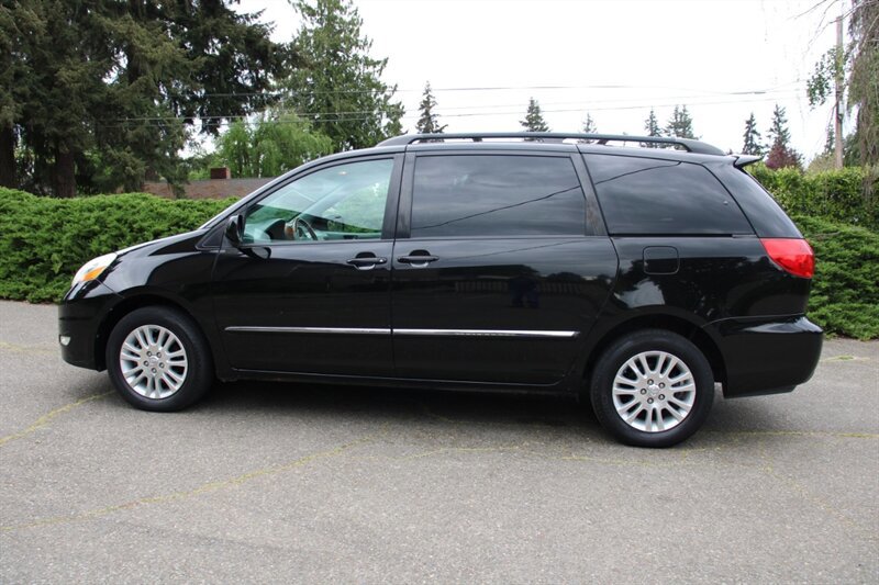 Used 2009 Toyota Sienna XLE Limited AWD/4WD image 13