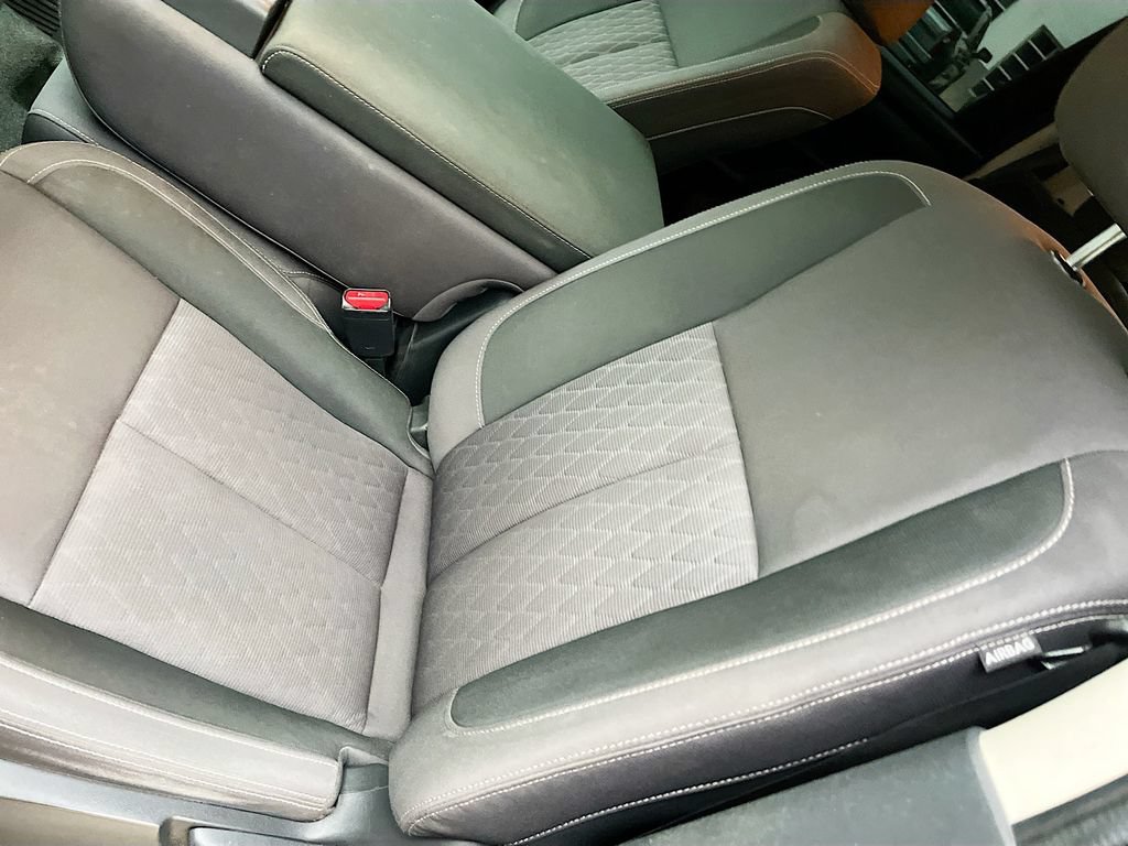 Used 2023 Nissan Titan S w/ S Utility Package RWD image 18
