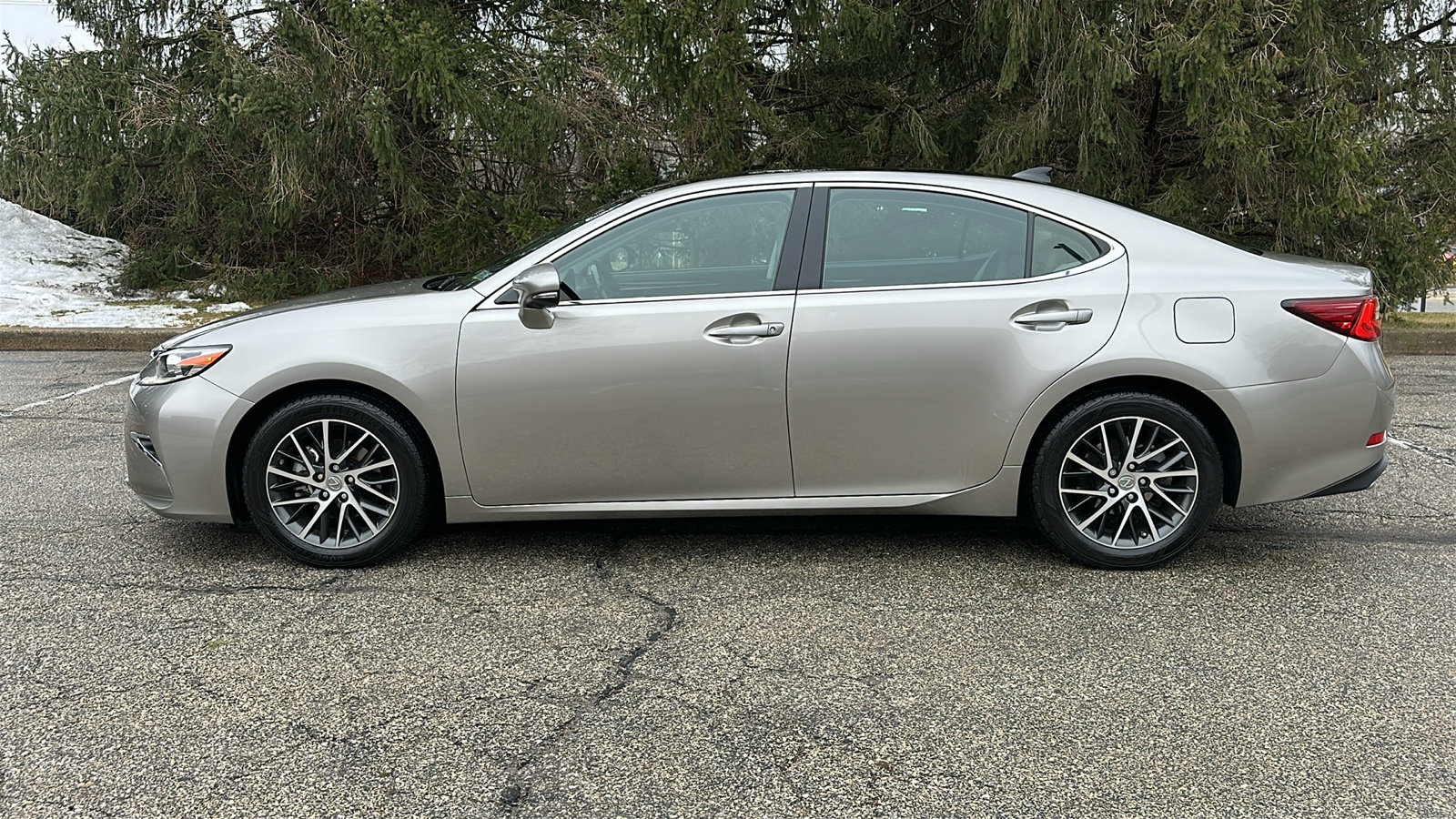 Used 2016 Lexus ES 350 image 28