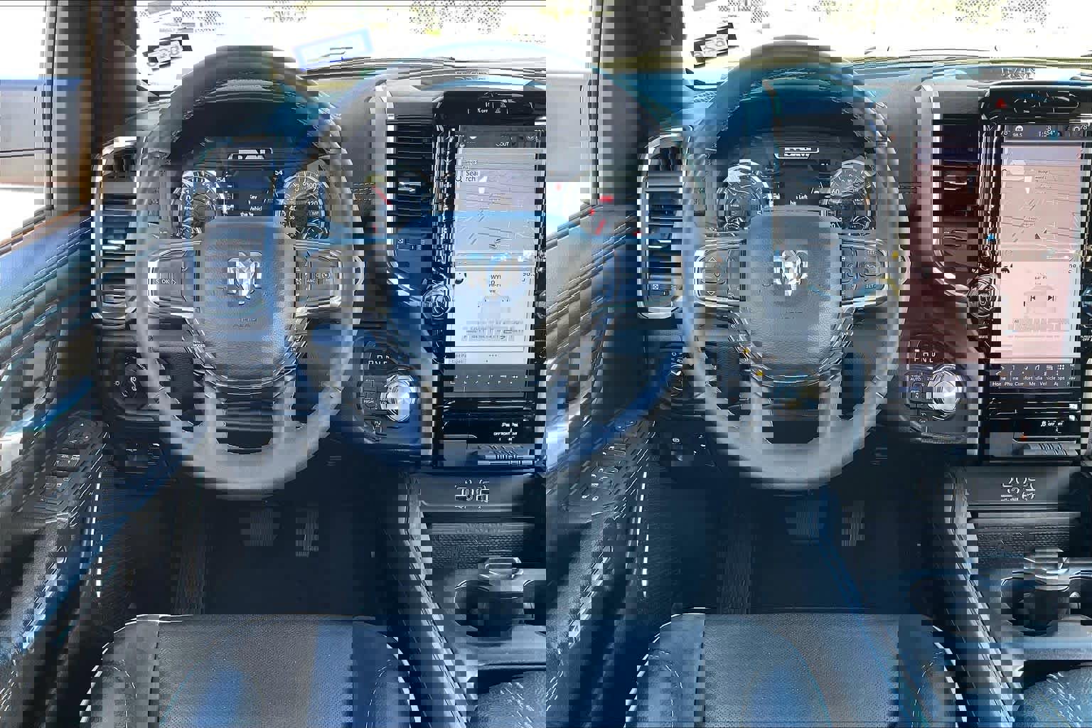 Used 2025 RAM 1500 Laramie image 5