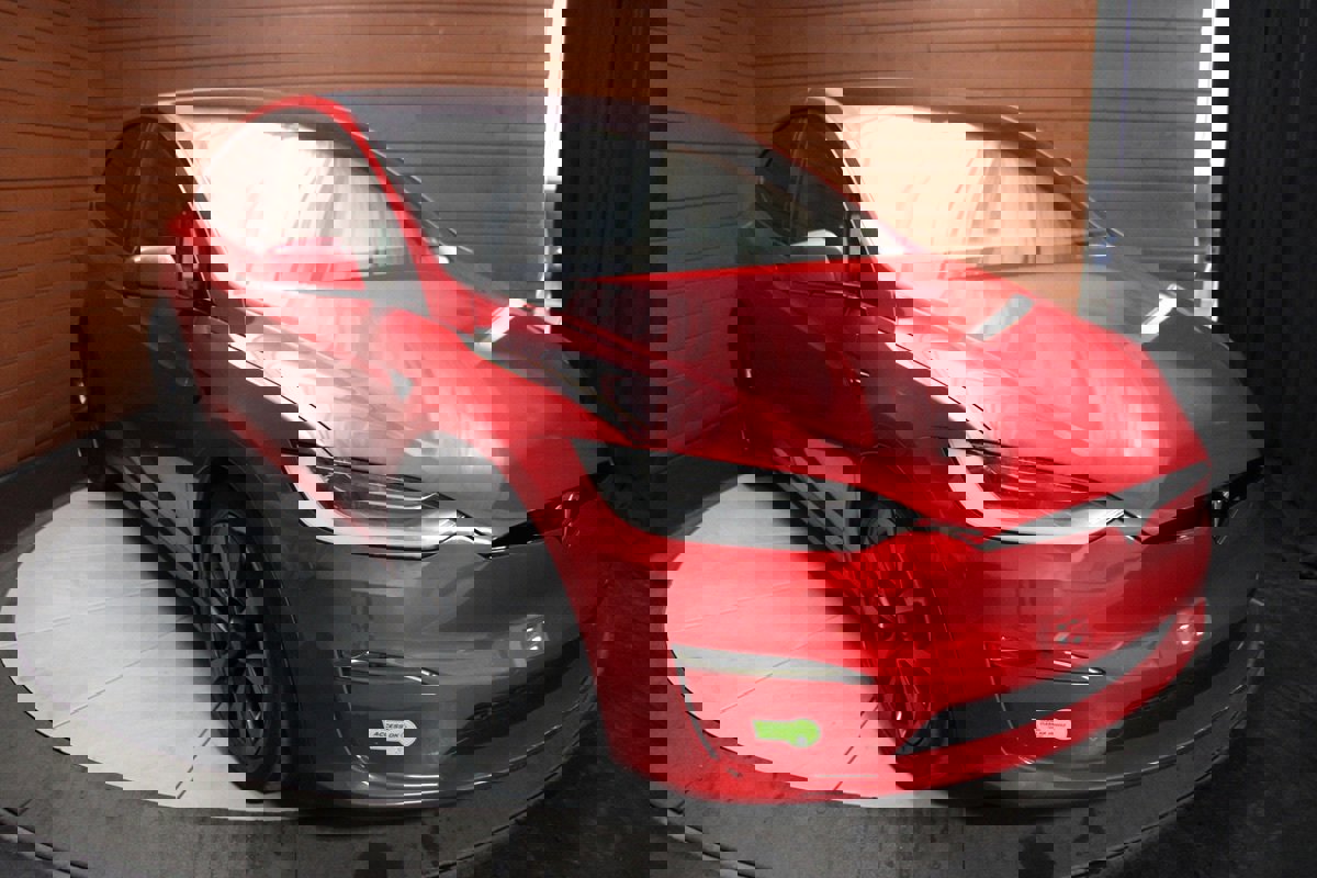 Used 2022 Tesla Model X image 69