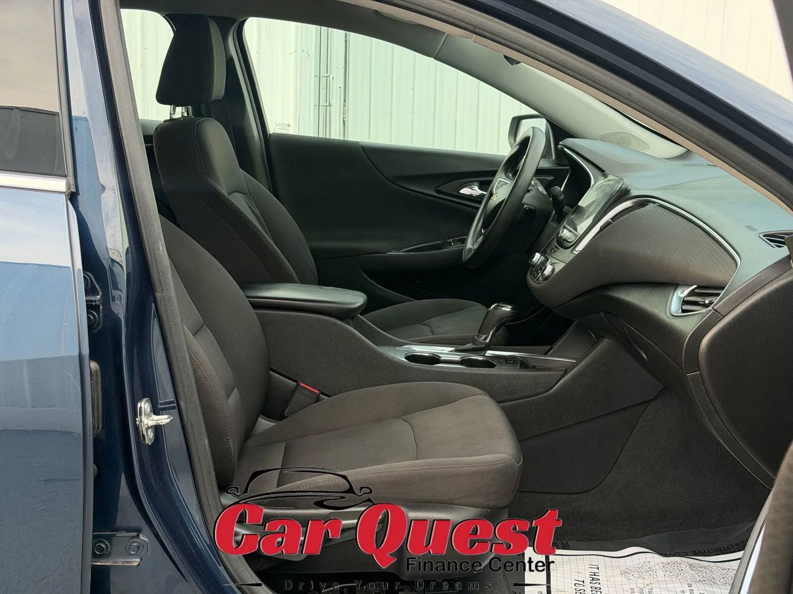 Used 2019 Chevrolet Malibu LT w/ Driver Confidence Package II FWD image 17