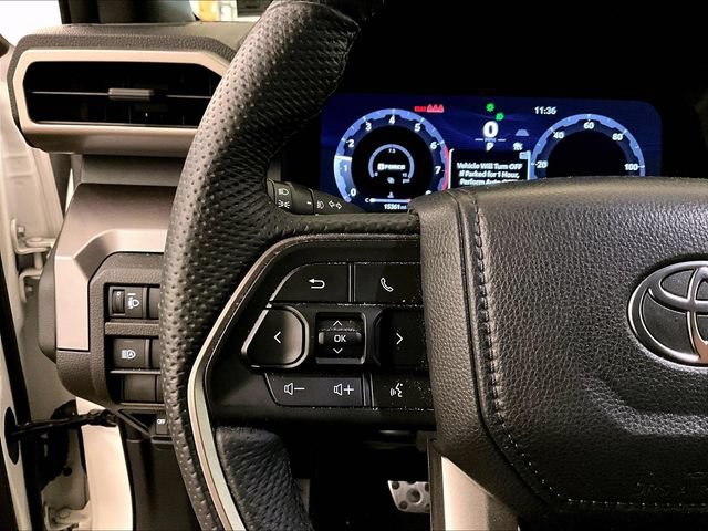 Used 2024 Toyota Tacoma TRD Sport AWD/4WD image 17