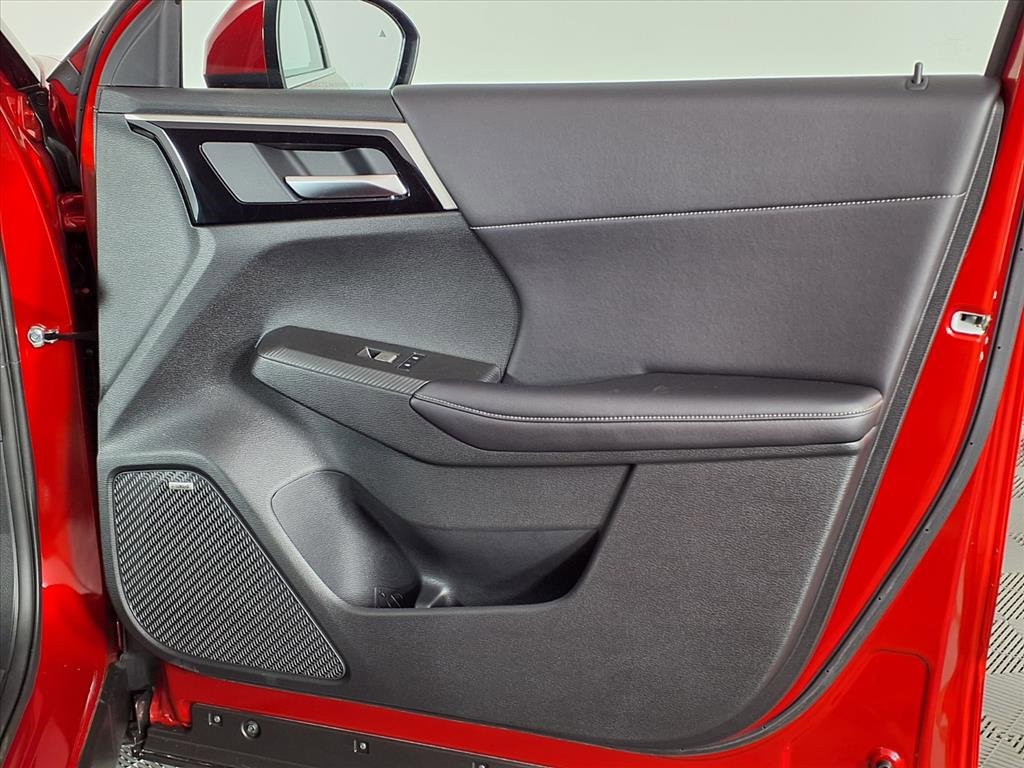 New 2025 Mitsubishi Outlander SE image 8