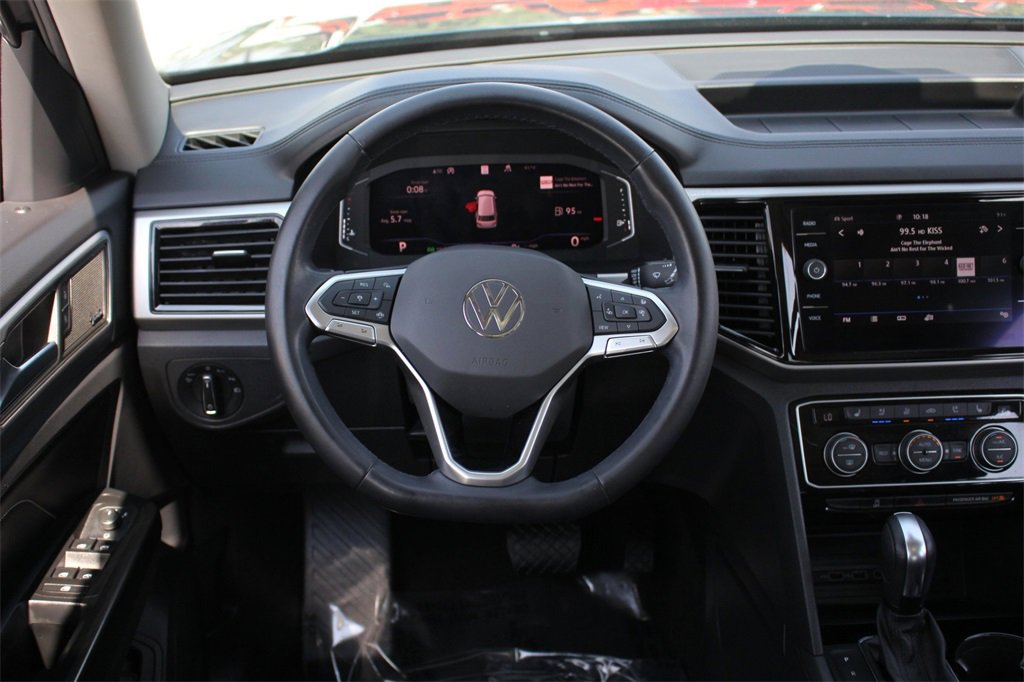 Used 2021 Volkswagen Atlas SEL Premium image 24