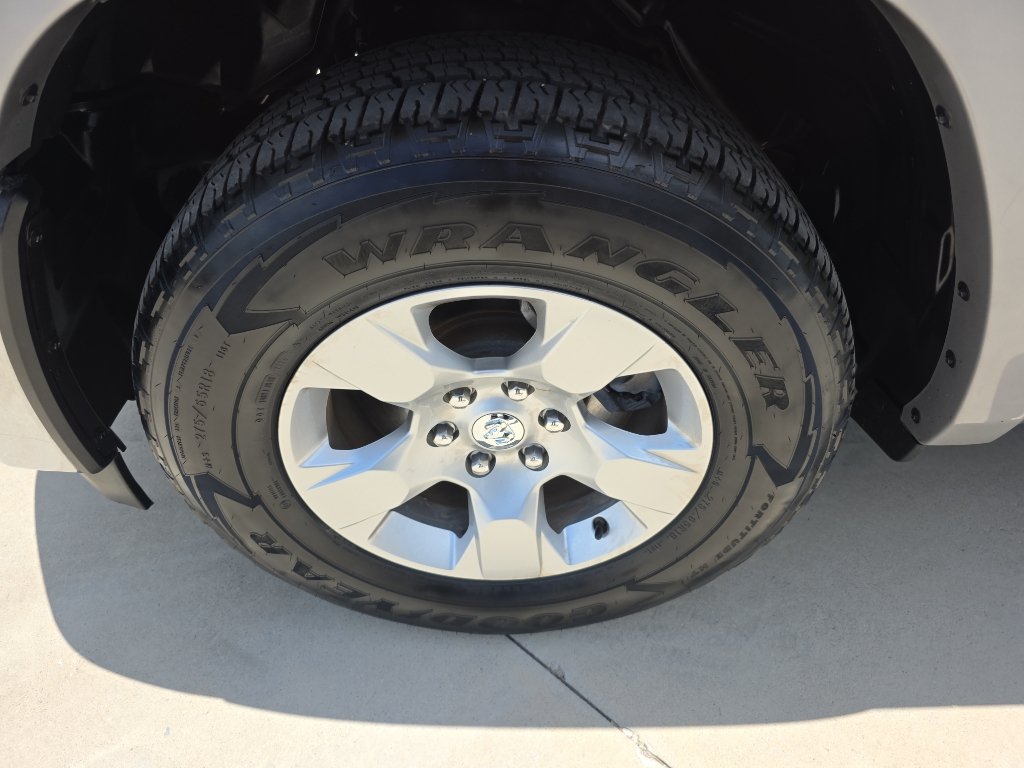 Used 2025 RAM 1500 Lone Star RWD image 5