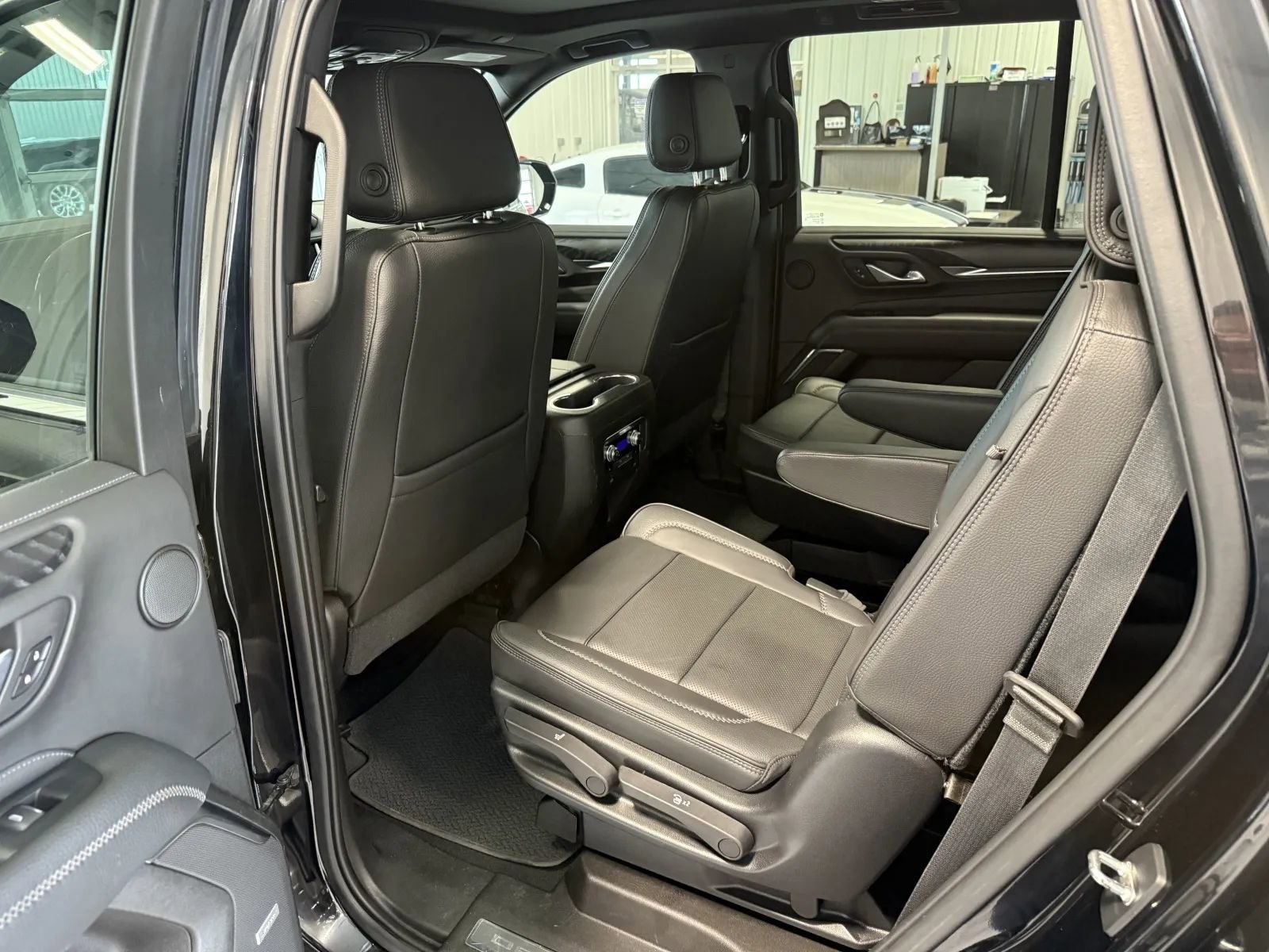 Used 2021 GMC Yukon Denali image 14