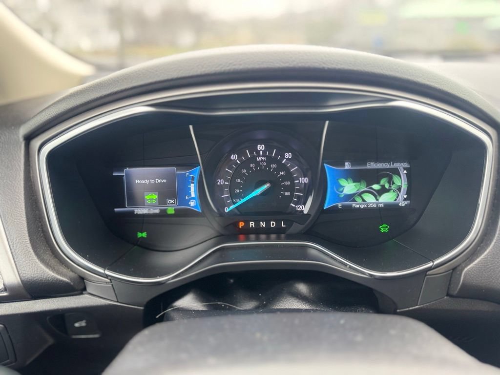 Used 2018 Ford Fusion S FWD image 18
