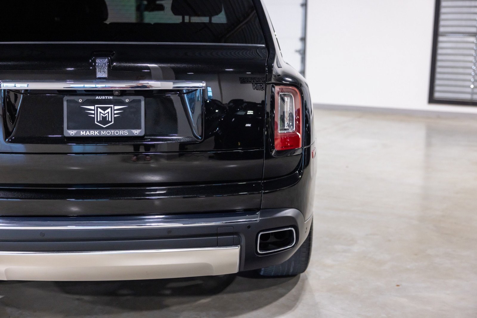 Used 2022 Rolls-Royce Cullinan AWD/4WD image 7
