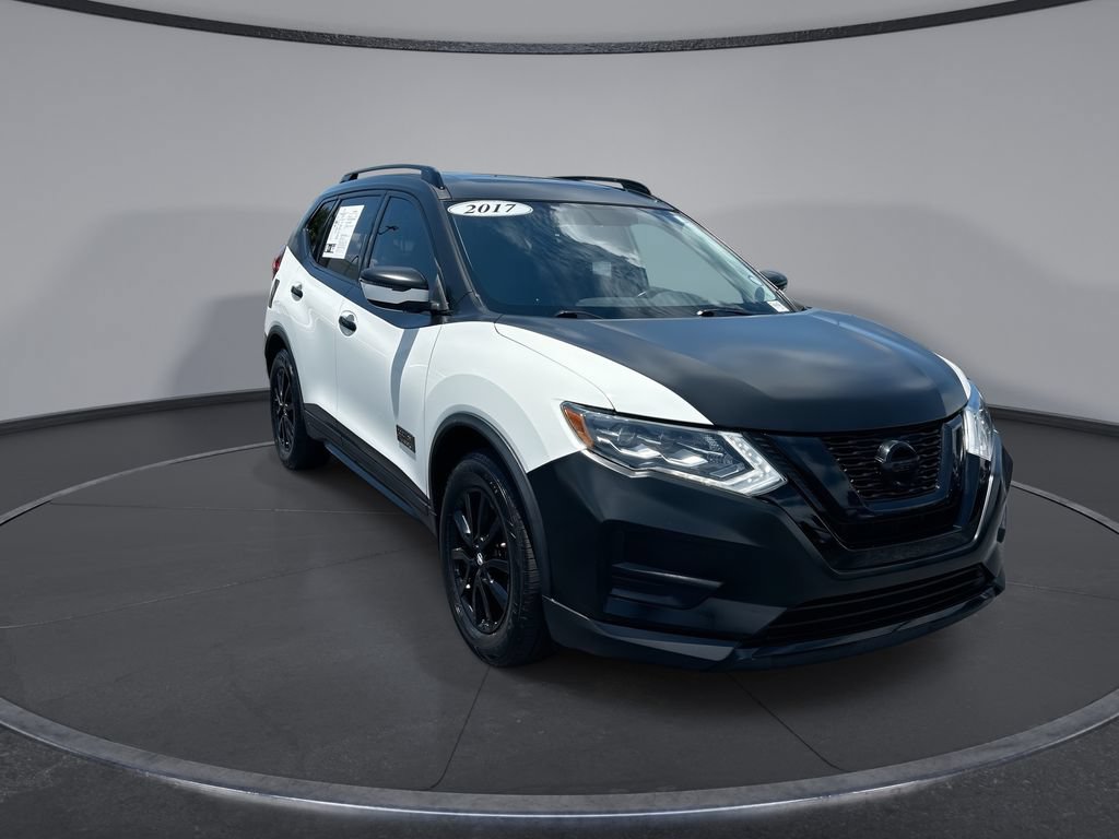 Used 2017 Nissan Rogue SV FWD image 12