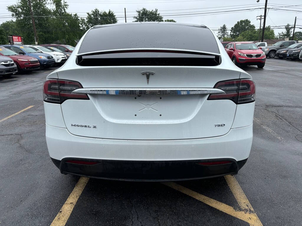 Used 2018 Tesla Model X 75D AWD/4WD image 8