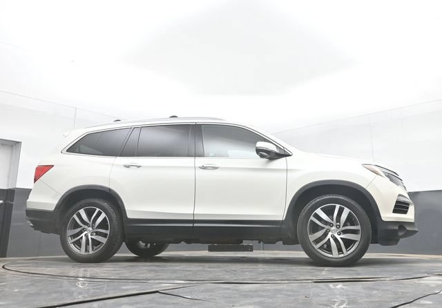 Used 2016 Honda Pilot Touring image 43