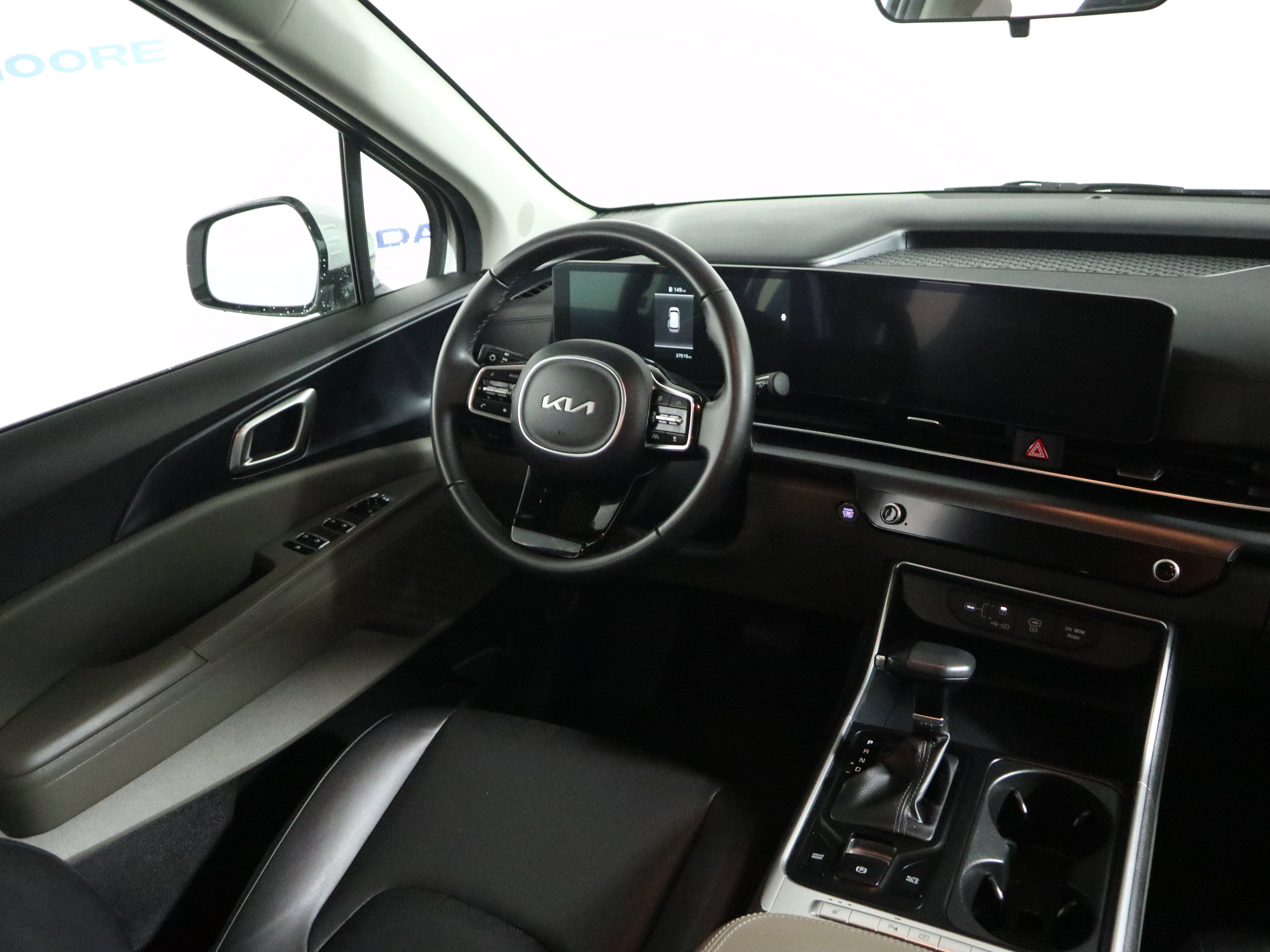 Used 2025 Kia Carnival image 15