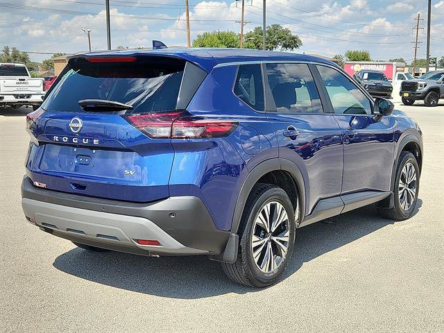 Used 2023 Nissan Rogue SV image 4