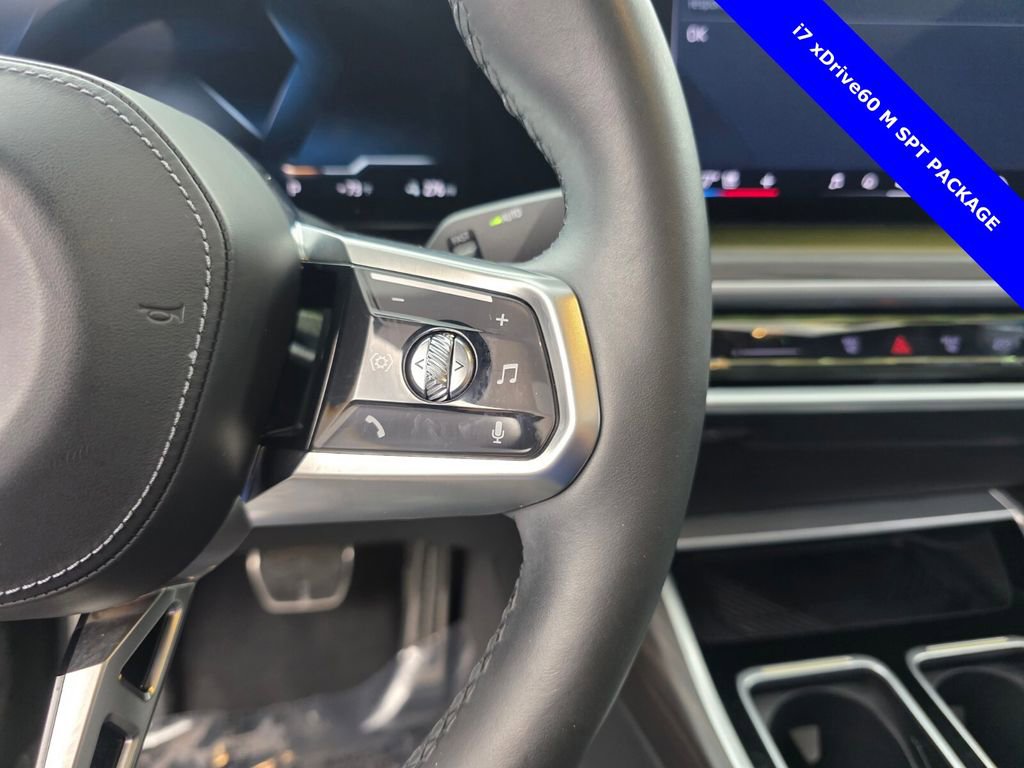 Used 2023 BMW i7 xDrive60 image 21