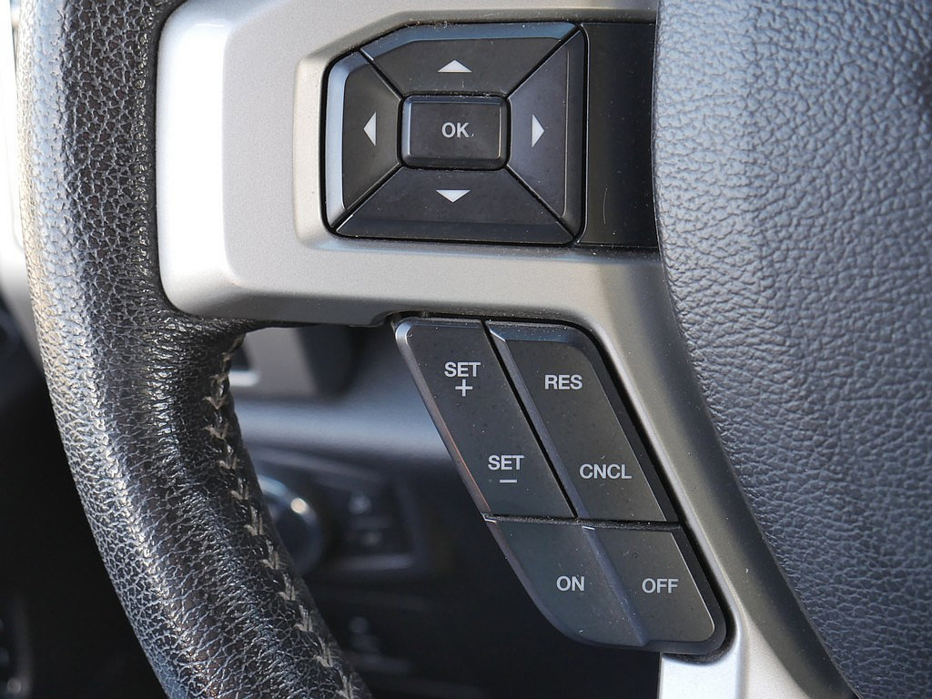 Used 2016 Ford F150 Lariat w/ Equipment Group 502A Luxury AWD/4WD image 34