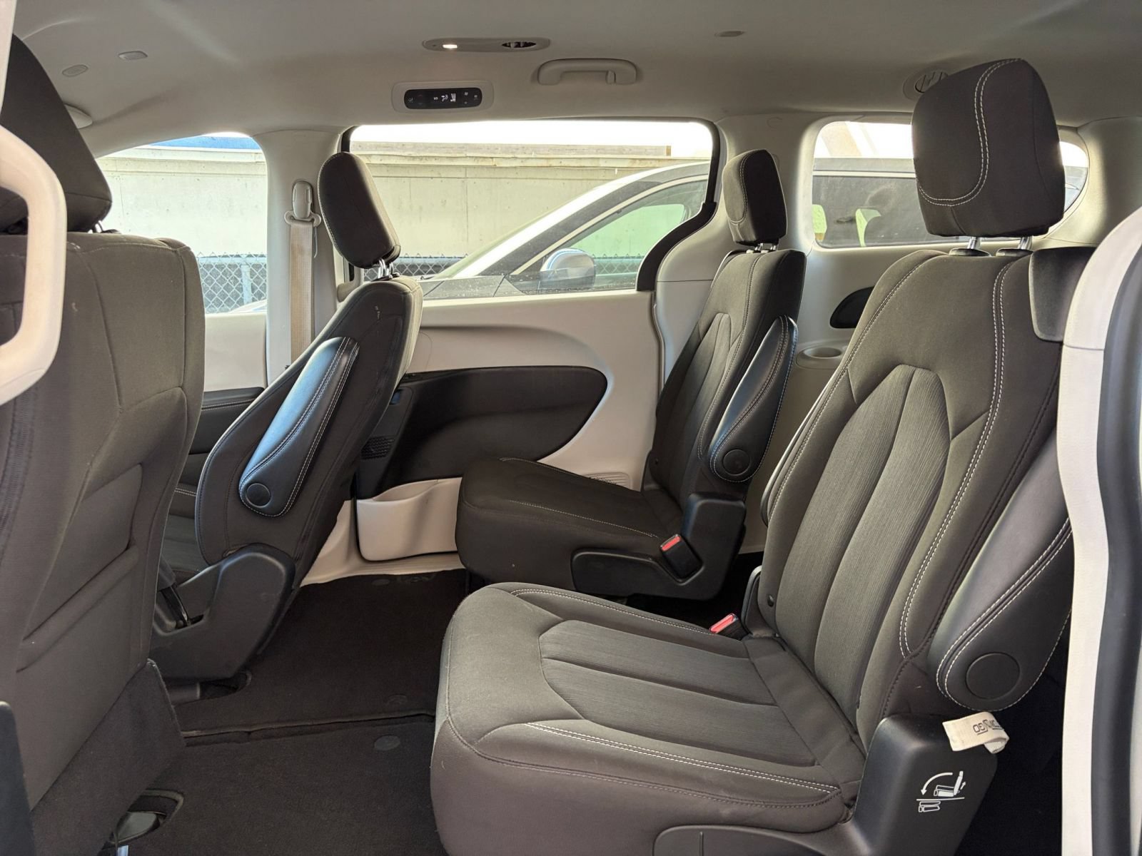 Used 2024 Chrysler Voyager LX FWD image 26