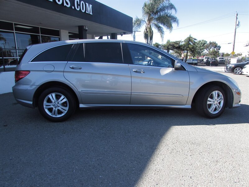Used 2008 Mercedes-Benz R 350 4MATIC image 8