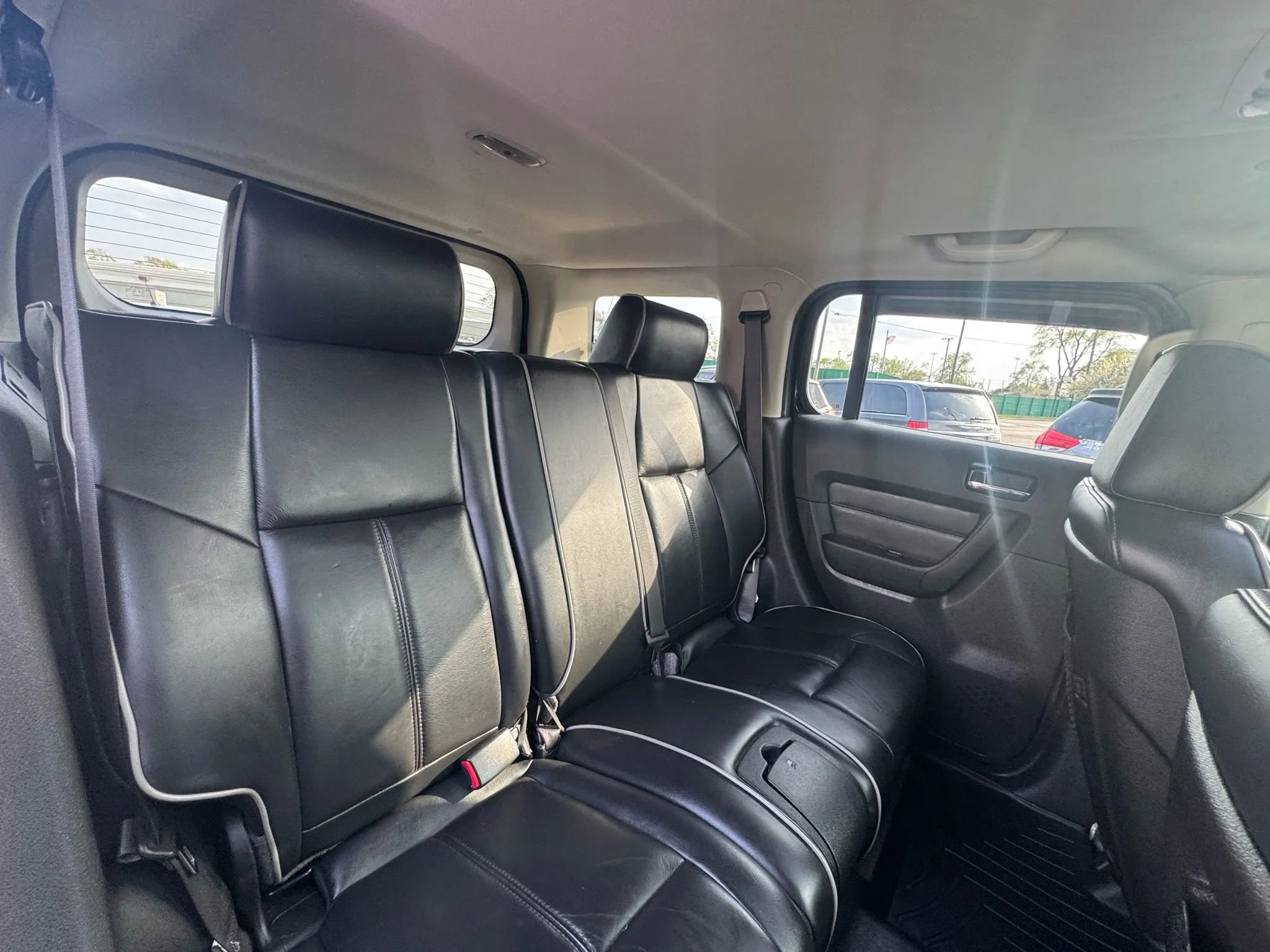 Used 2009 HUMMER H3 Luxury image 27