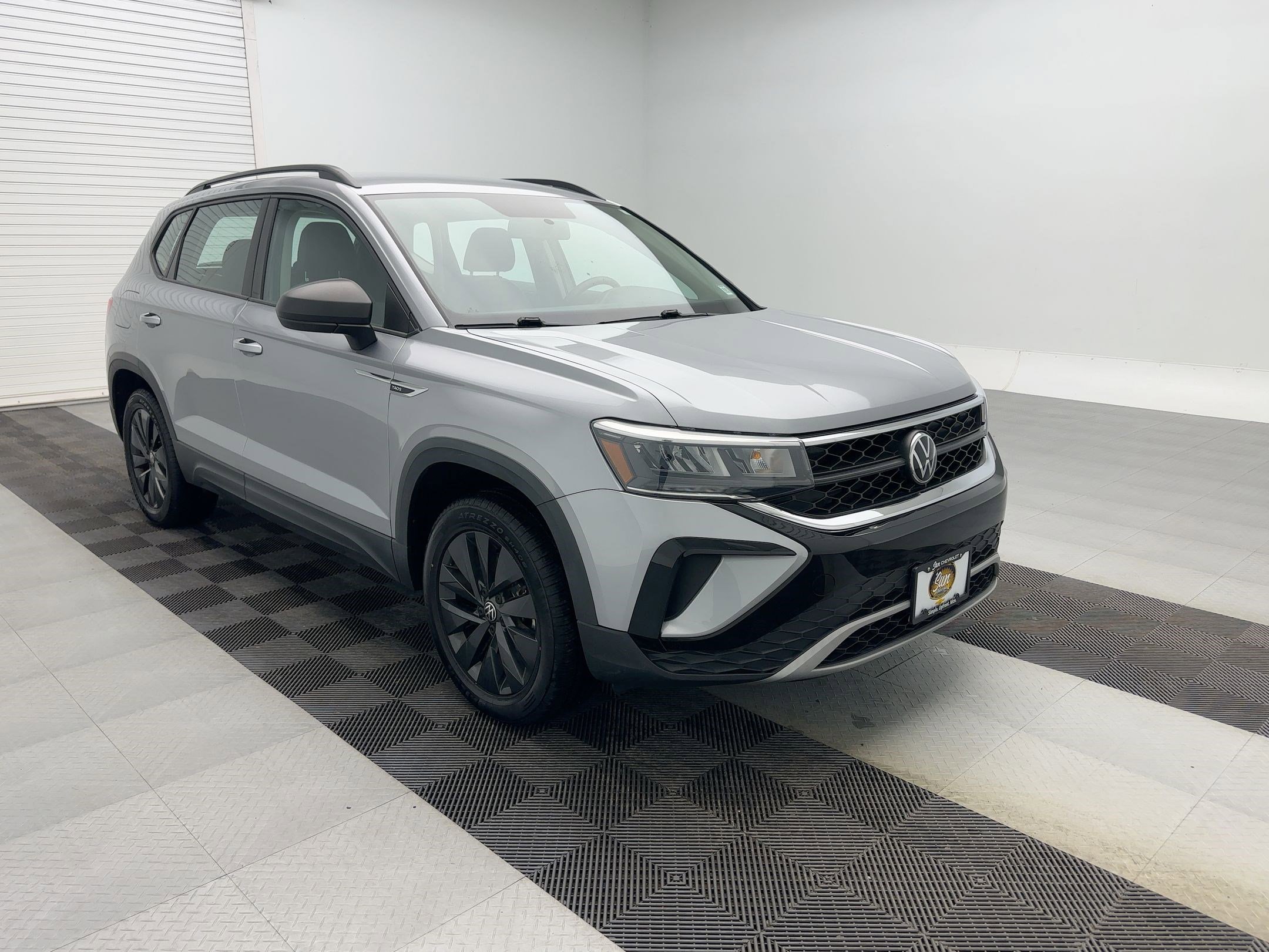 Used 2022 Volkswagen Taos S image 7